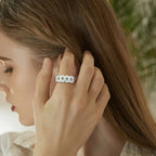 T0761 Luxury White Gold Diamond Ring Round Brilliant Cut Natural D Color Unisex Everyday Wear