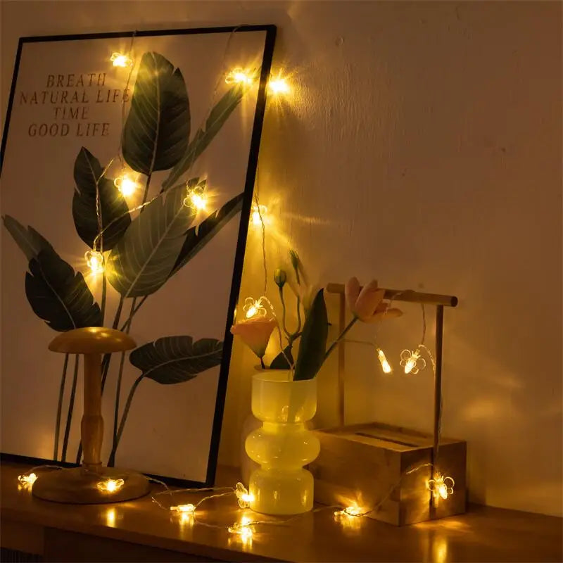 13Ft Little Bee String Lights 20 LED Fairy Lights Waterproof Light up Battery Operated with 2 Modes Indoor Decorations