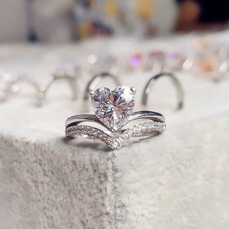 H305 Heart Moissanite Ring 925 Silver Pave Setting Engagement Band For Women