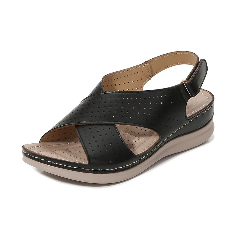 OEM New Summer Adult Shoe Fashion the Wind for Roma Flat Shoes Students Big Yards Sandals Woman Casual Outdoor Sandals