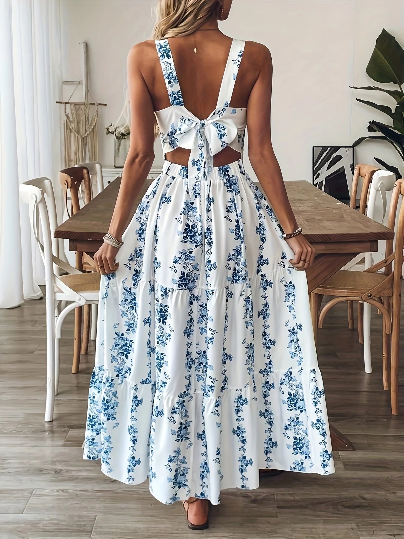 2026Boho Blue Floral Print Tiered Maxi Dress Women Square Neck Sleeveless Long Dress Summer Beachwear Streetwear Vestidos