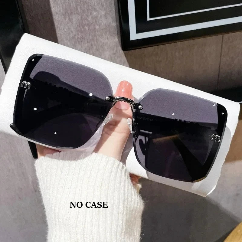 2026 Unisex Large-Frame Fashion Glasses, Trendy Square Sunglasses, Trendy Beach Eyewear, Retro Design for Daily Wear, Photography, Travel, Beach, All Seasons