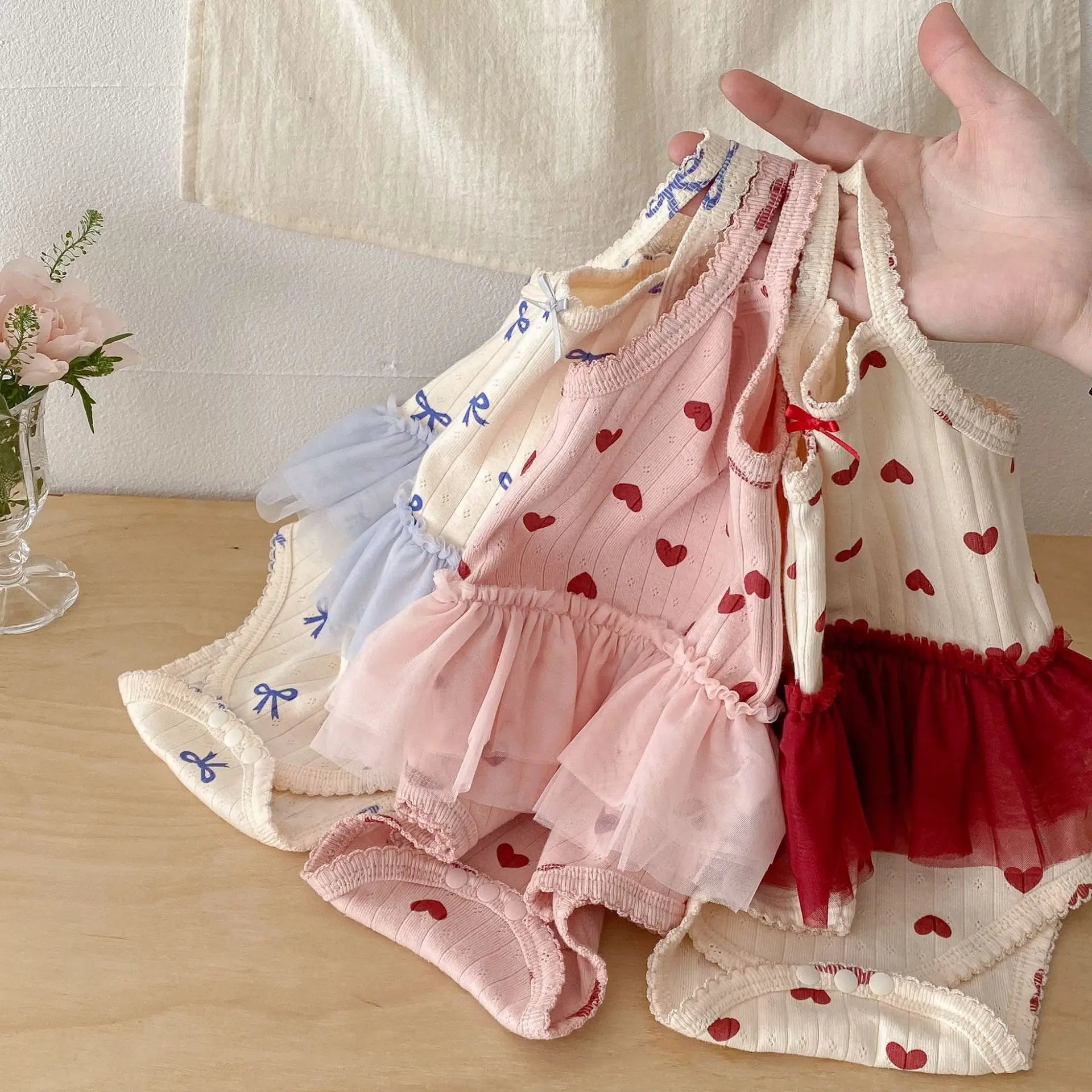 2026 Summer New Baby Sleeveless Sling Bodysuit Cute Infant Girl Heart Print Jumpsuit Cotton Toddler Sling Newborn Clothes 0-24M