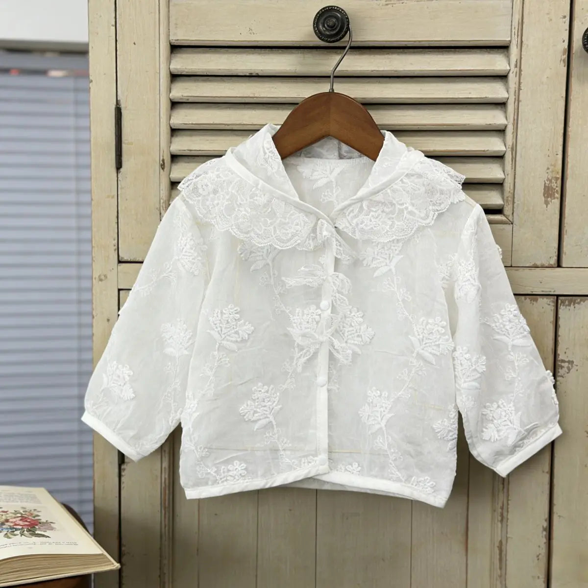 2026 Summer New Children Long Sleeve Coat Girls Flower Lace Embroidery Sunscreen Clothing Kids Toddler Hooded Cardigan Jacket