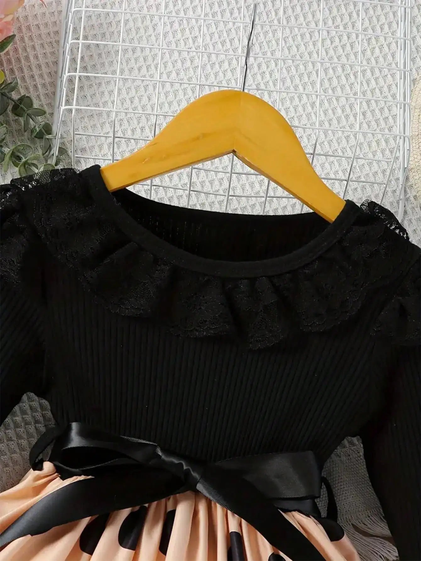 2026 casual new girls' polka dot pattern lace border collar spliced princess style belt dress, girls' spring and summer clothing