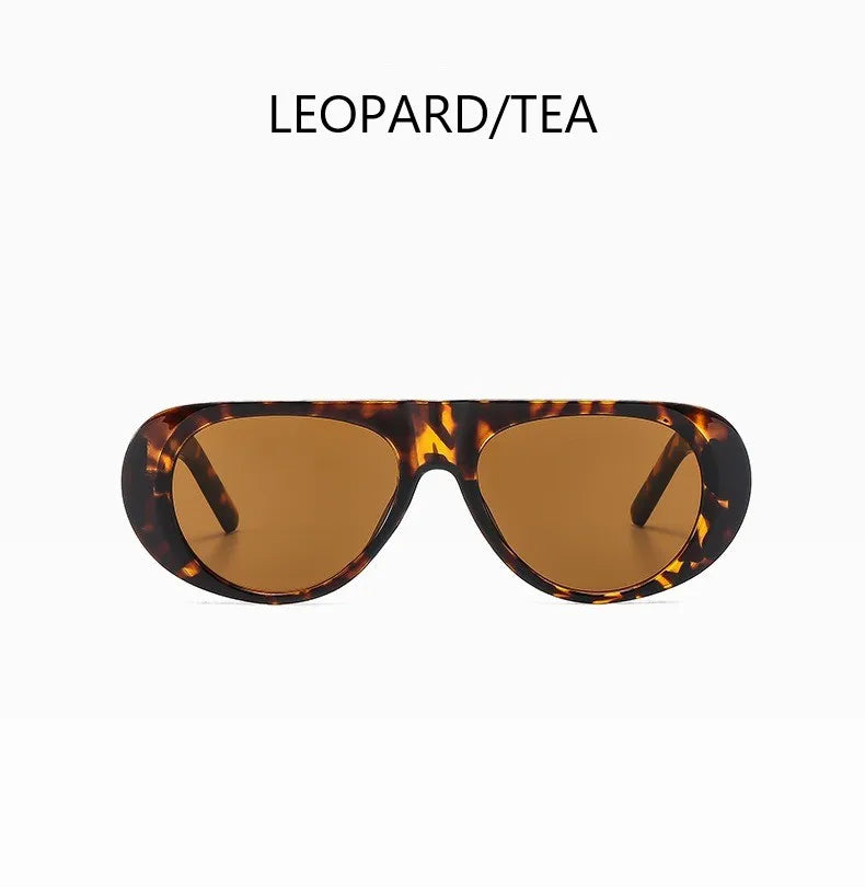 Retro Large Sunglasses for Women Fashionable Wide Legs New Large Frame Sunglasses Gradient Color Personalized Glasses Goggles