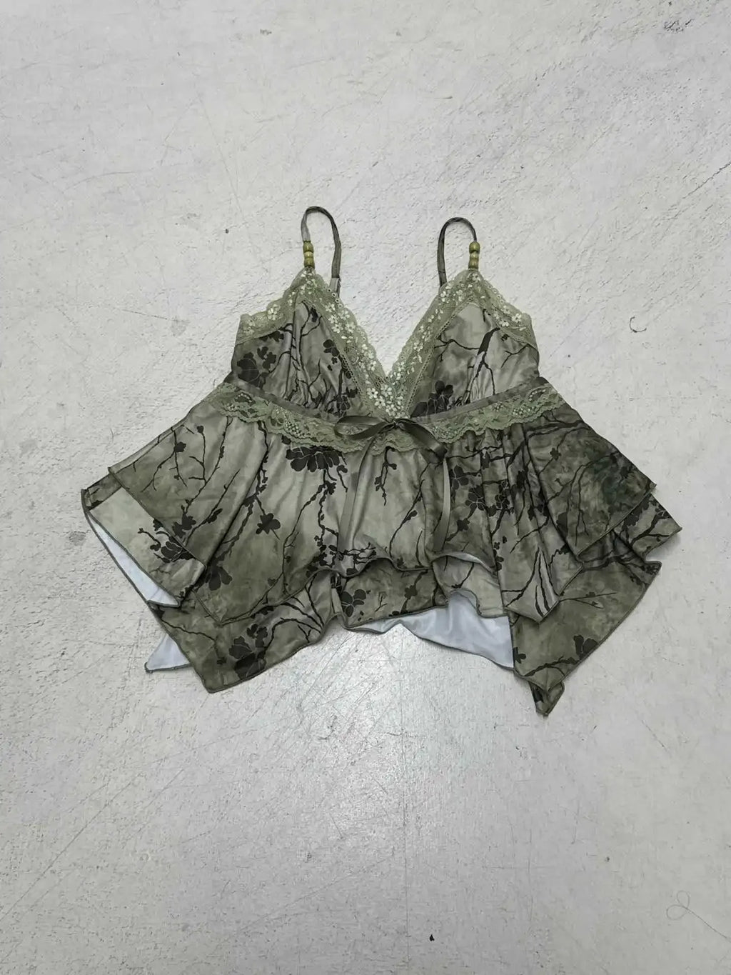 Retro Sexy Printed Vest Top with Irregular Scarf V-Neck Lace Edge for Spicy Girl Fashionable Vintage-Style Women's Top