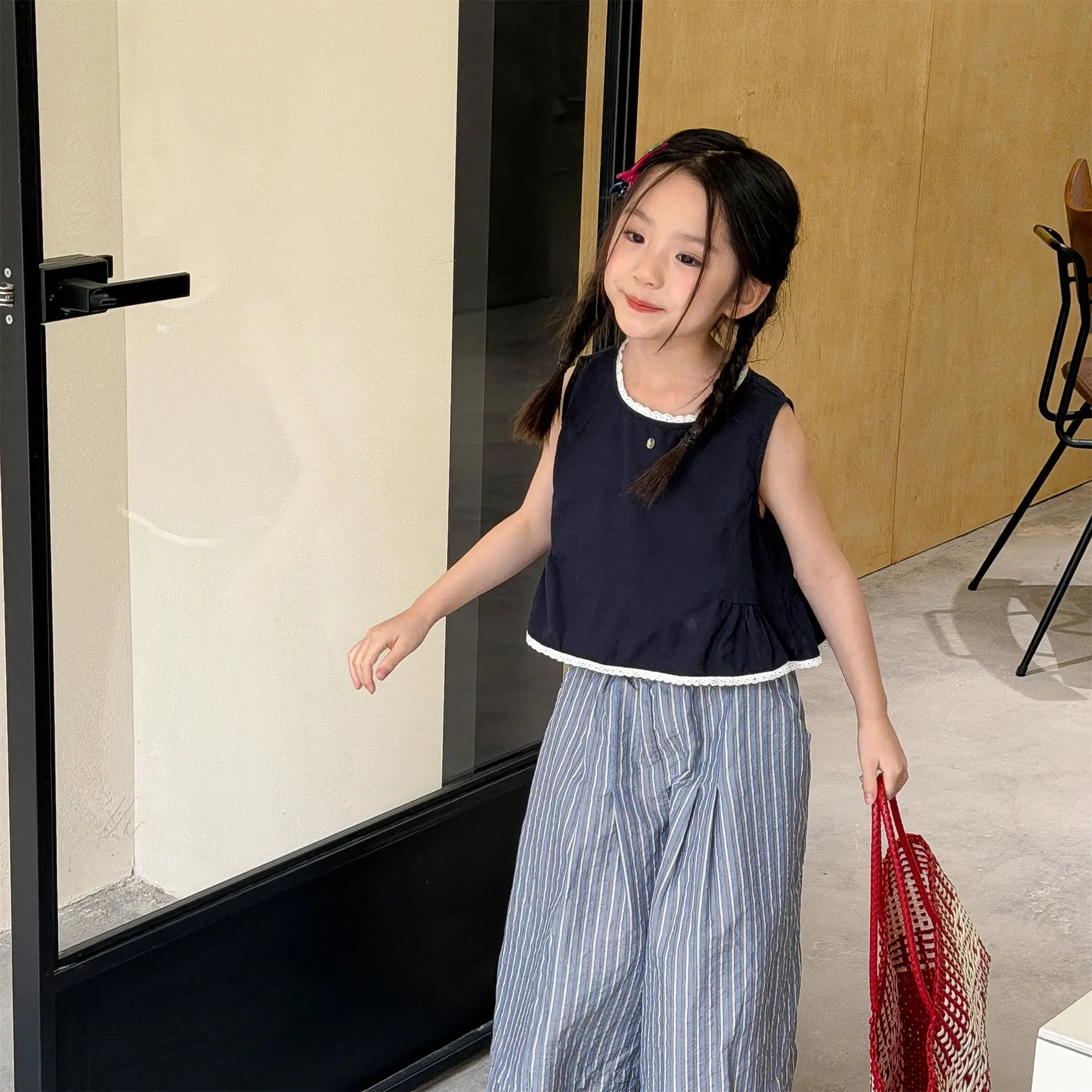 2026 Summer New Girls Sleeveless Shirts Solid Cute Baby Girl Sweet Lace Blouse Toddler Cute Thin Cotton Tops Kids Clothes
