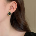 New Retro Gold Color Metal Line Black Oval Shaped Stud Earrings for Women Advanced Design Elegant Young Girls Party Jewelry