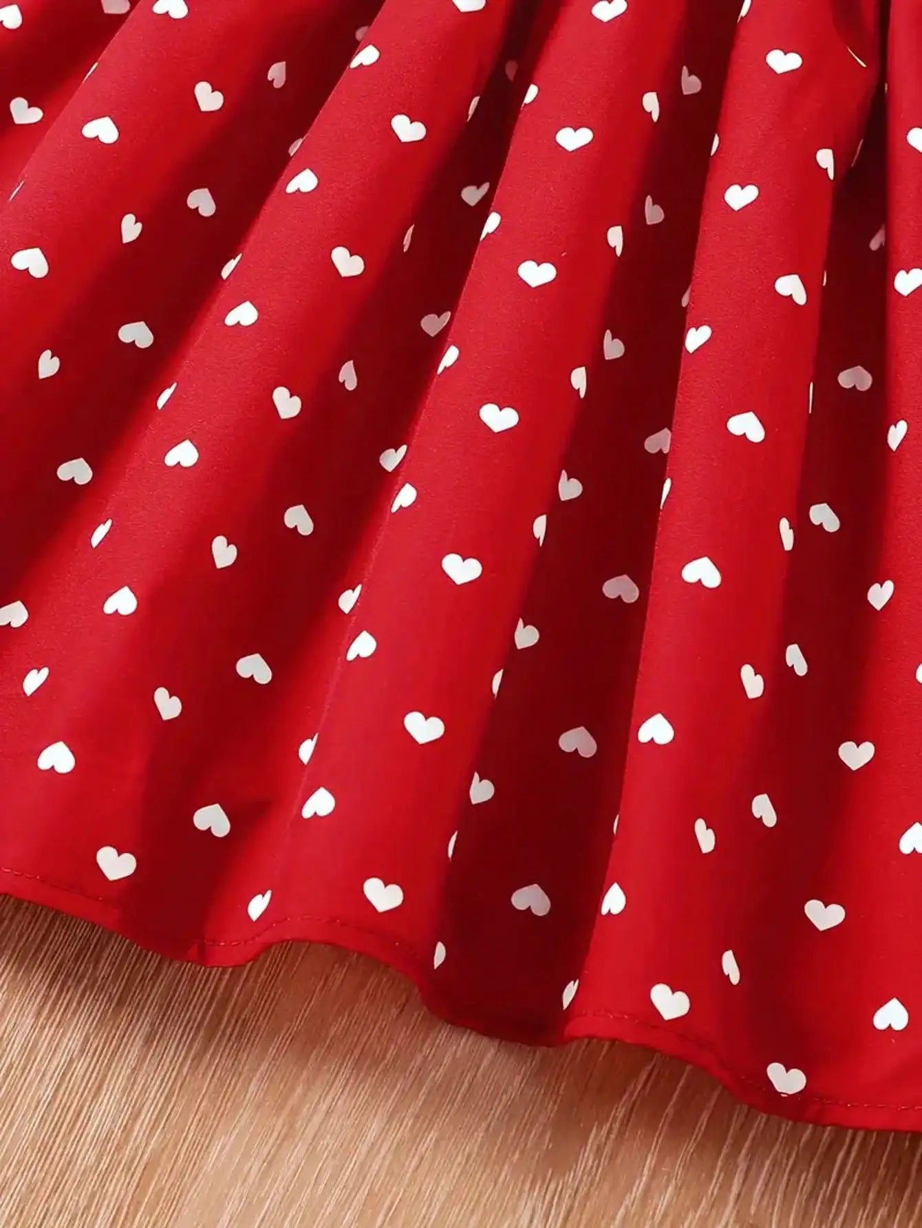 2026 Girls' Summer Fashion Dress, Casual Heart Pattern, Breathable Sleeveless Square Neck, Loose and Comfortable
