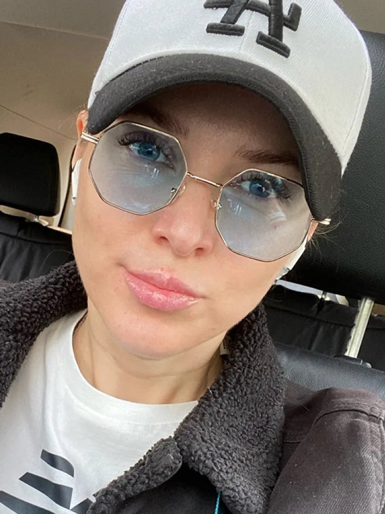 Square Sunglasses Women Brand Designer Vintage Small Frame Gradient Glasses Round Polygon Eyewear Candy Colors Oculos De Sol