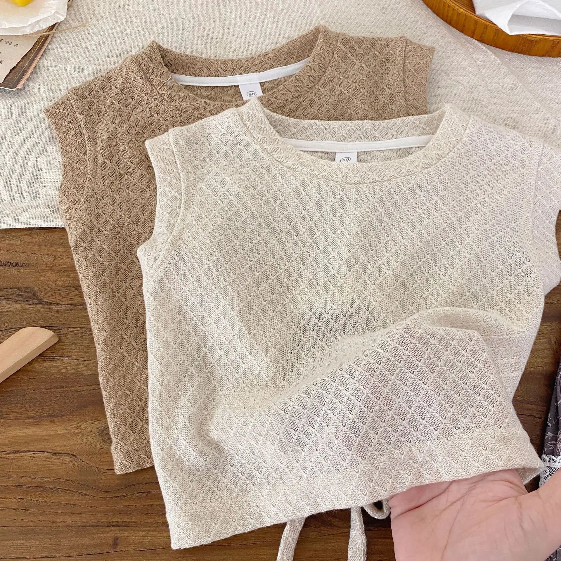 2026 Summer New Girls Solid Sleeveless T Shirts Baby Girl Cute Hollowed Out Vest Toddler Thin Breathable Tops Kids Clothes