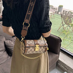 Women's Wide Shoulder Strap Bag Fashion Designers Retro Personality Shoulder Cylinder Crossbody Sling Bags Handbags For Women