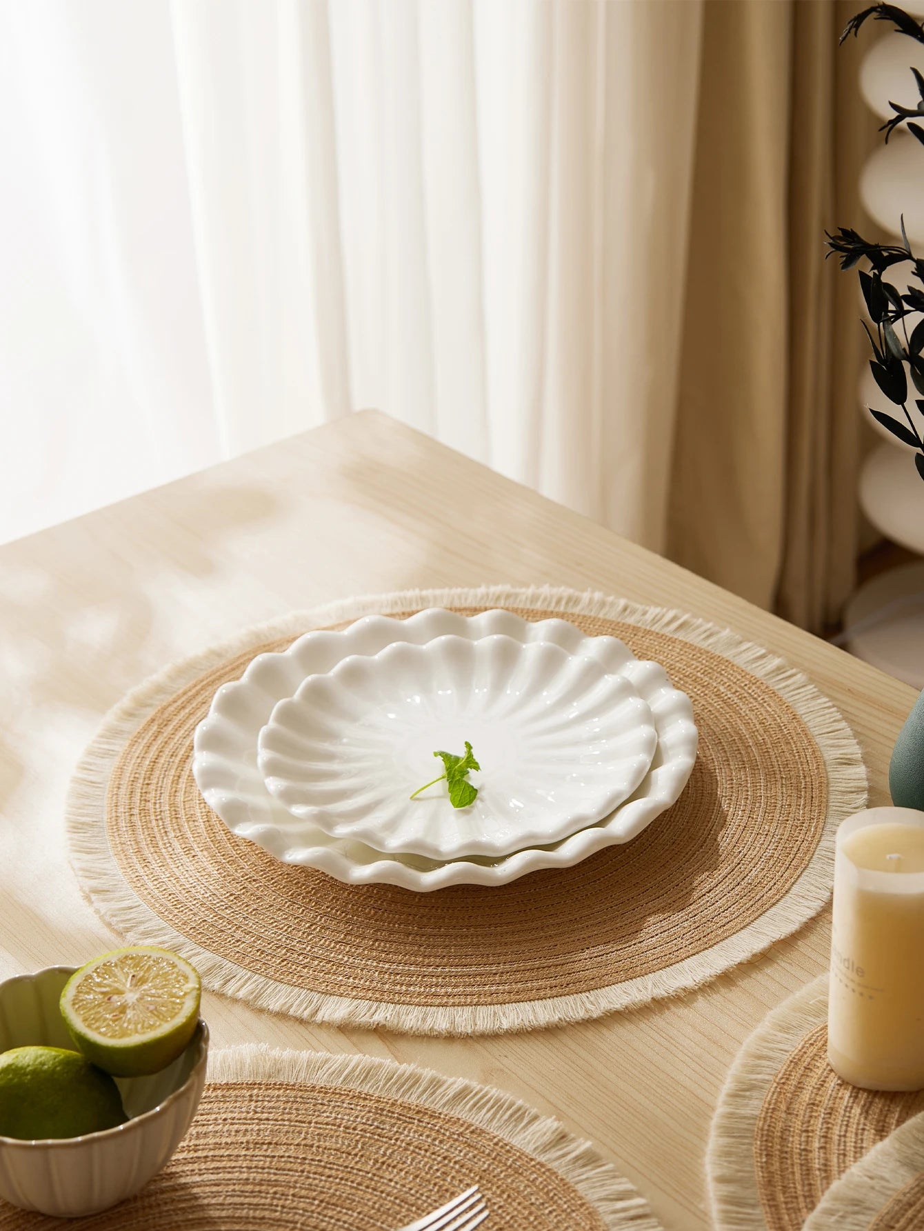 4pcs/set Hot Selling Fringe Eco-friendly Household Non-Slip Morden Style Table Woven Placemats Polyester Round Mat