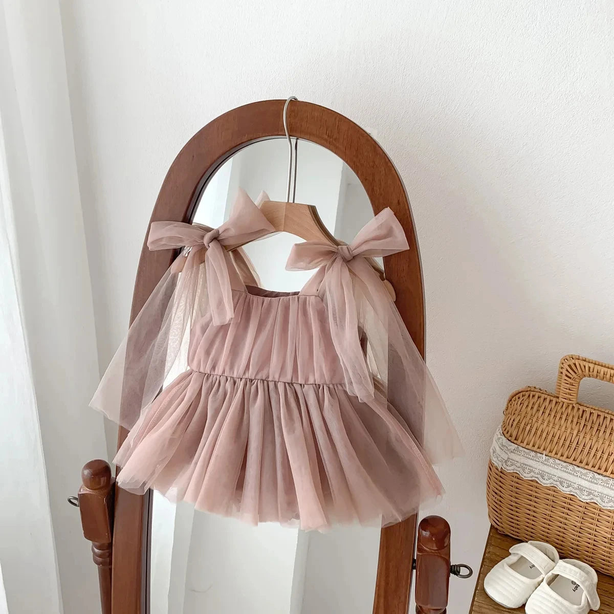 2026 Summer Baby Clothes Infant Girls Party Dress Lace Bodysuits & One-pieces 100-day Photo Dress Baby Photograph Clothing
