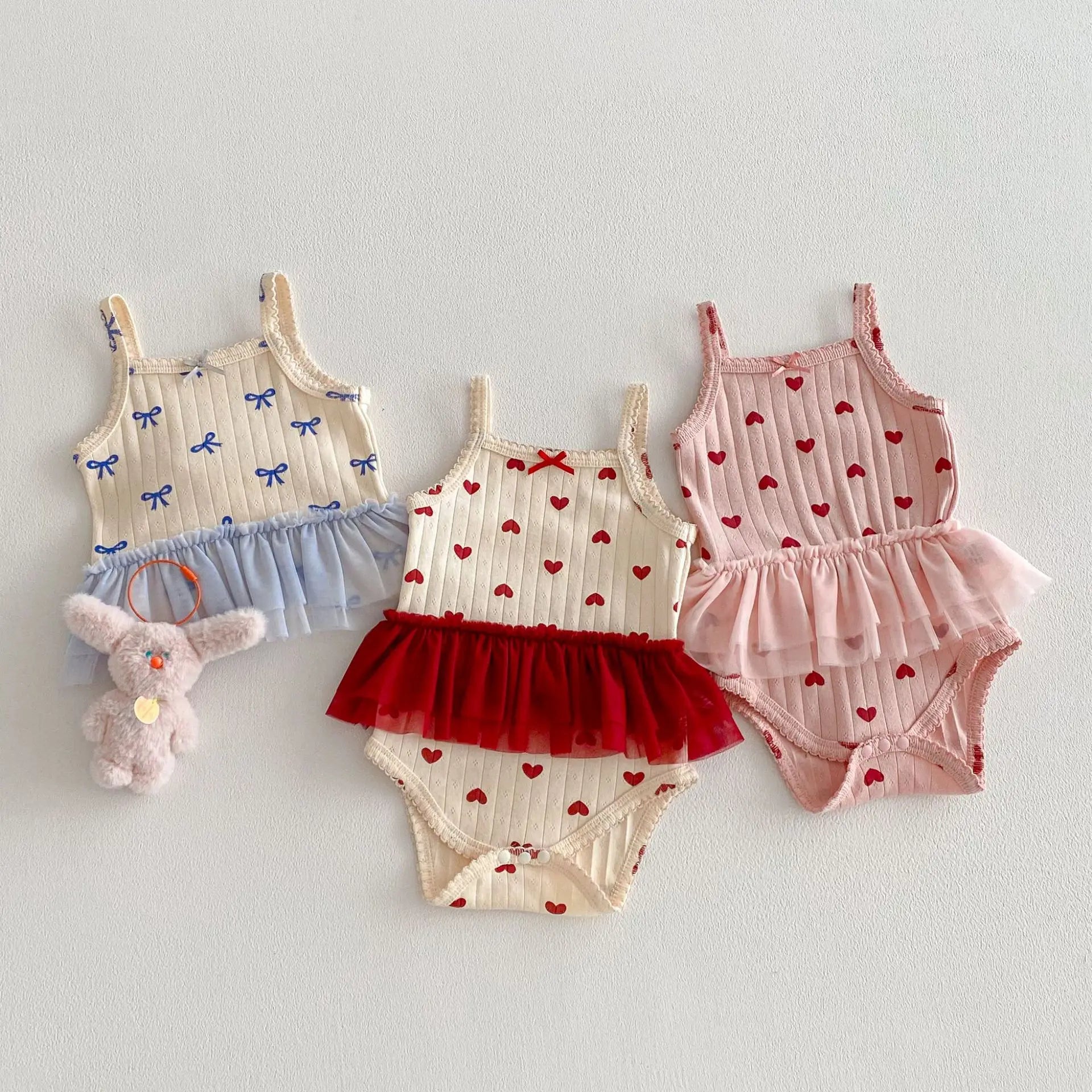 2026 Summer New Baby Sleeveless Sling Bodysuit Cute Infant Girl Heart Print Jumpsuit Cotton Toddler Sling Newborn Clothes 0-24M