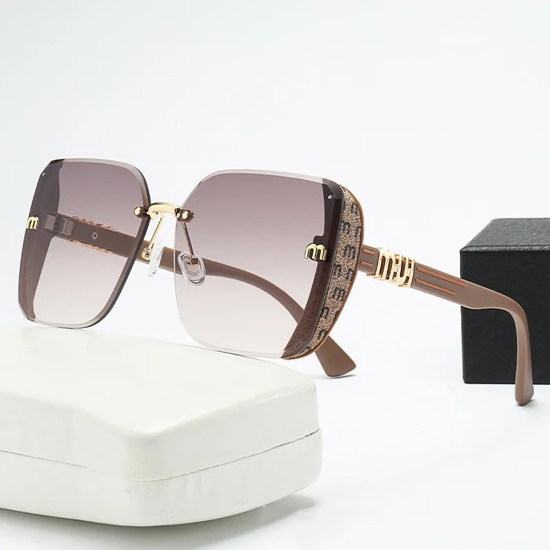 2026 Unisex Large-Frame Fashion Glasses, Trendy Square Sunglasses, Trendy Beach Eyewear, Retro Design for Daily Wear, Photography, Travel, Beach, All Seasons
