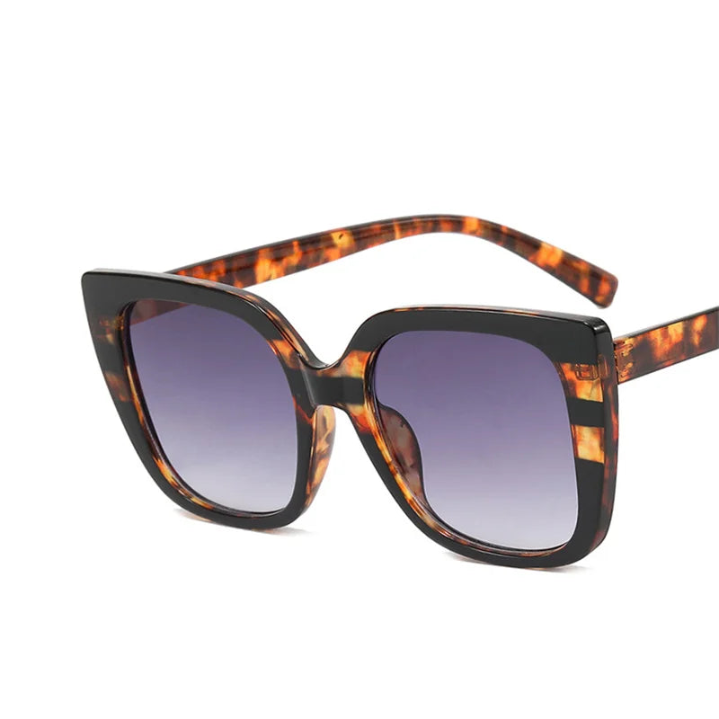 New Fashion Square Sunglasses Designer Luxury Women 2023 Cat Eye Sun Glasses Female Classic Retro Trendy Gradient Eyewear Shades