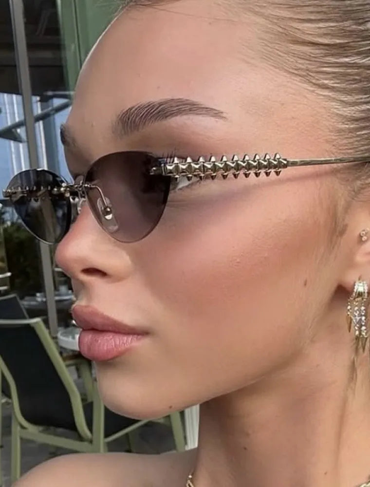 Fashion Trendy Retro Cat Eye Sunglasses Women Luxury Designer Vintage Style Chic Frameless Metal Small Triangle Eyewear