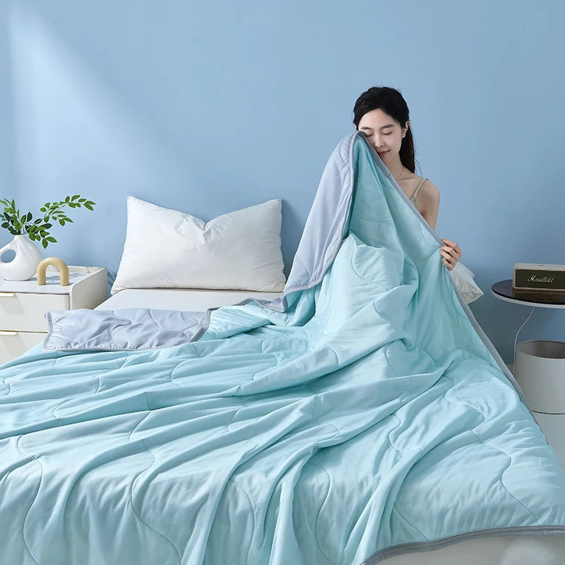 Super Soft Air Condition Comforter for Summer Solid Color Cooling Blanket for Hot Sleepers Lightweight and Smooth Cold Quilt